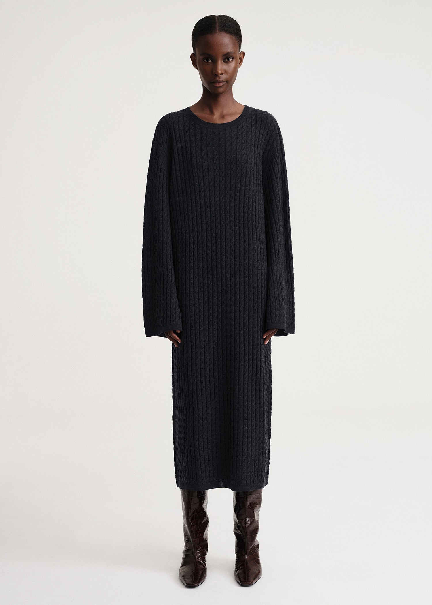Cable knit dress dark grey mélange – Totême