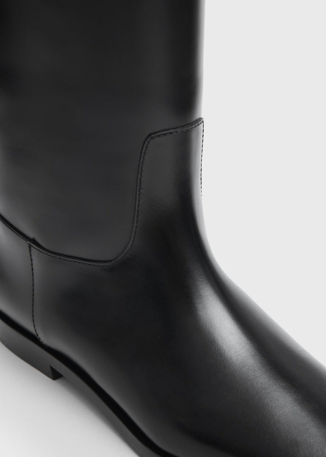 The Riding Boot black